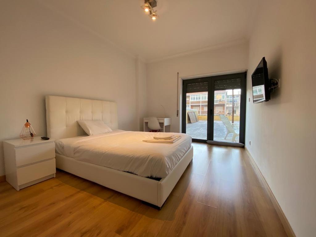Bedrooms In Modern Guest House Αλμάδα Εξωτερικό φωτογραφία
