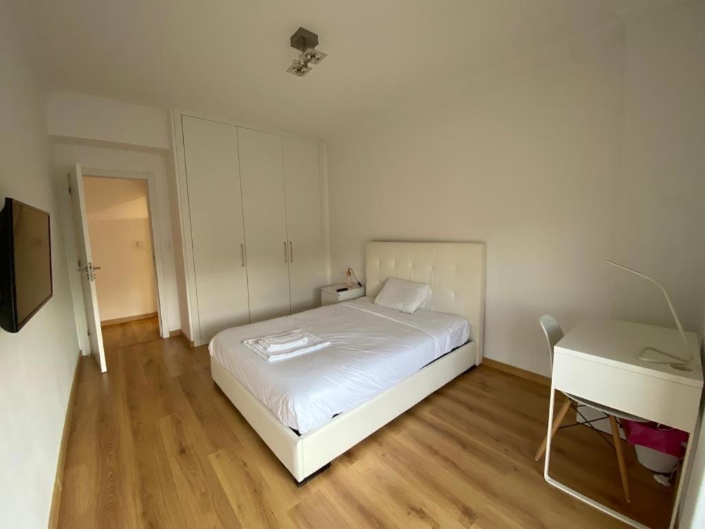 Bedrooms In Modern Guest House Αλμάδα Εξωτερικό φωτογραφία