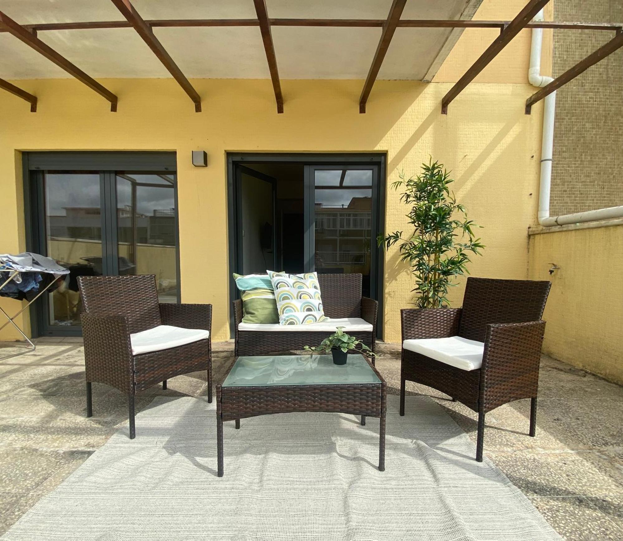 Bedrooms In Modern Guest House Αλμάδα Εξωτερικό φωτογραφία